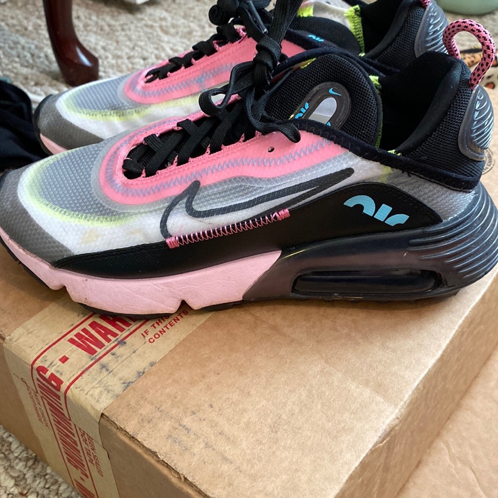 Nike air max EUC 2090 pink neon green women’s 7.5 sneakers tennis shoes running